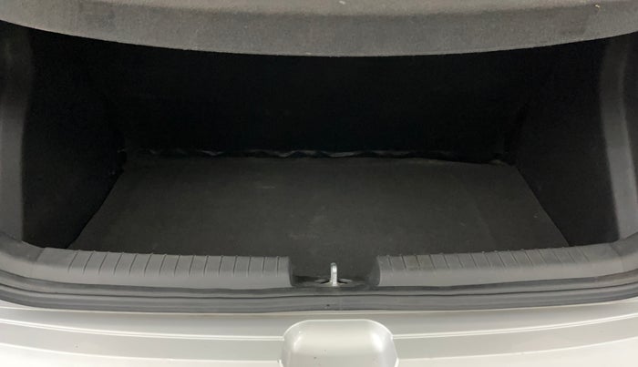 2016 Hyundai Elite i20 MAGNA 1.2, Petrol, Manual, 24,451 km, Boot Inside