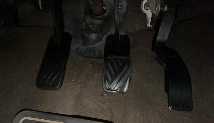 2014 Maruti Celerio VXI, Petrol, Manual, 92,747 km, Pedals