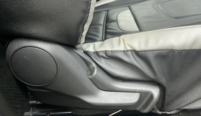 2018 Maruti Baleno DELTA 1.2 K12, Petrol, Manual, 20,240 km, Driver Side Adjustment Panel