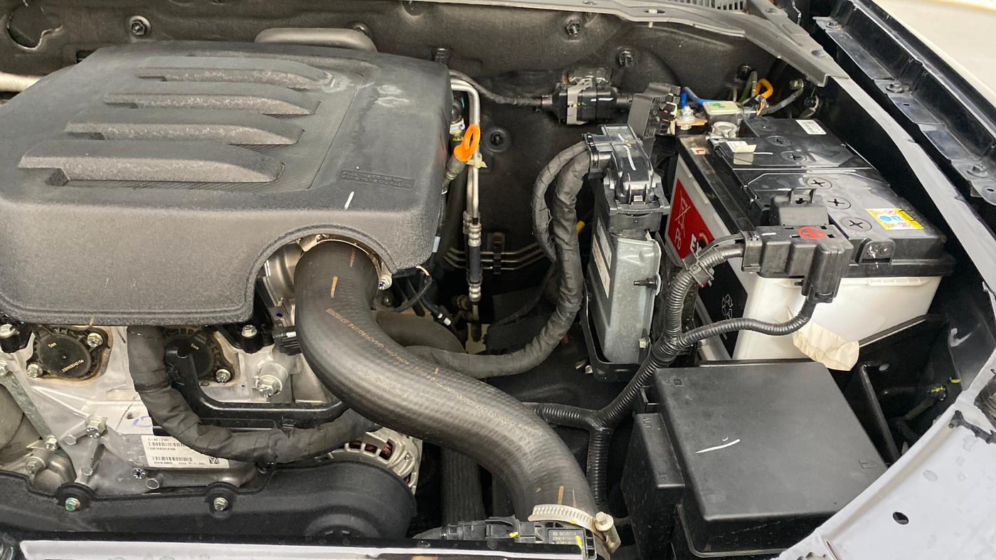 2023 Mahindra SCORPIO-N Z8 PETROL AT 7 STR, Petrol, Automatic, 7,560 km, Engine View - Left