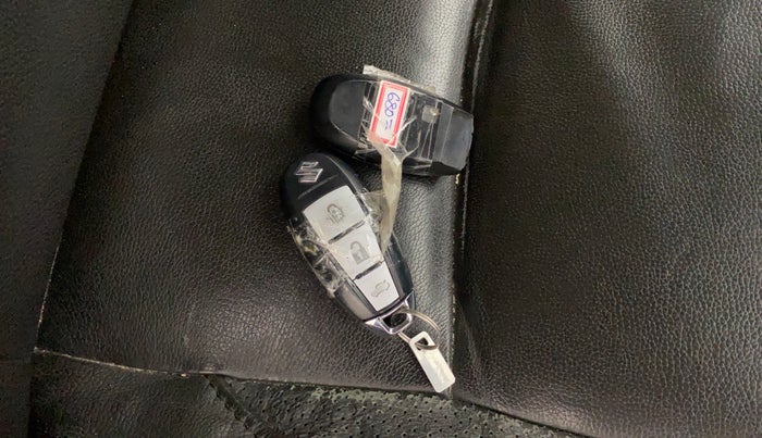 2015 Maruti Ciaz ZDI+ SHVS RS, Diesel, Manual, 96,967 km, Key Close Up