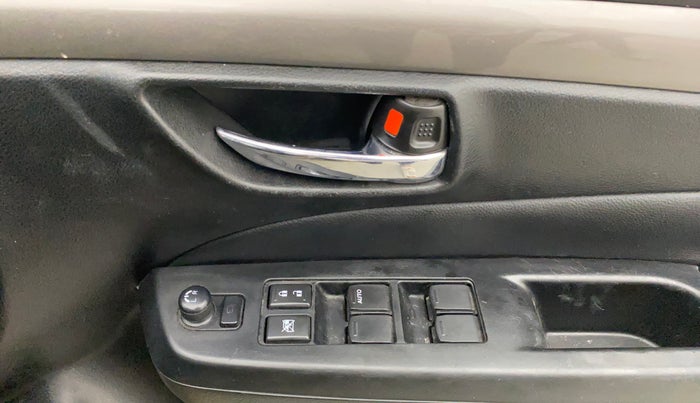 2015 Maruti Ciaz ZDI+ SHVS RS, Diesel, Manual, 96,967 km, Driver Side Door Panels Control