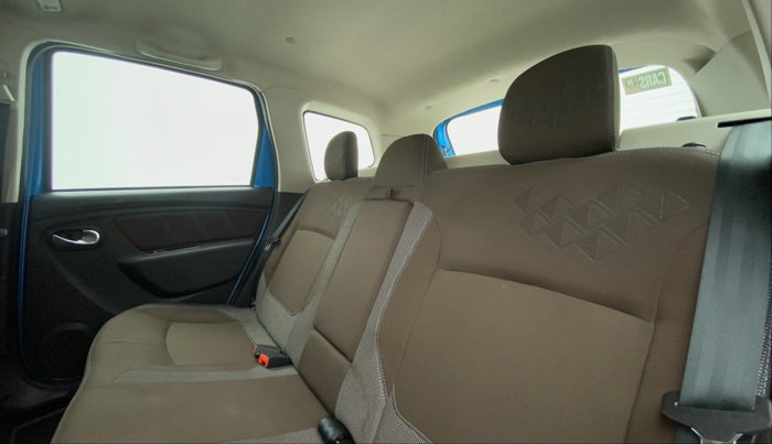 2020 Renault Duster RXZ 1.3 TURBO PETROL CVT, Petrol, Automatic, 68,856 km, Right Side Rear Door Cabin