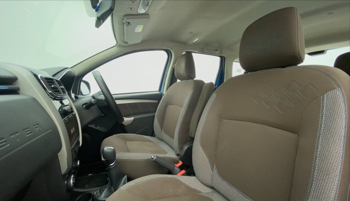 2020 Renault Duster RXZ 1.3 TURBO PETROL CVT, Petrol, Automatic, 68,856 km, Right Side Front Door Cabin