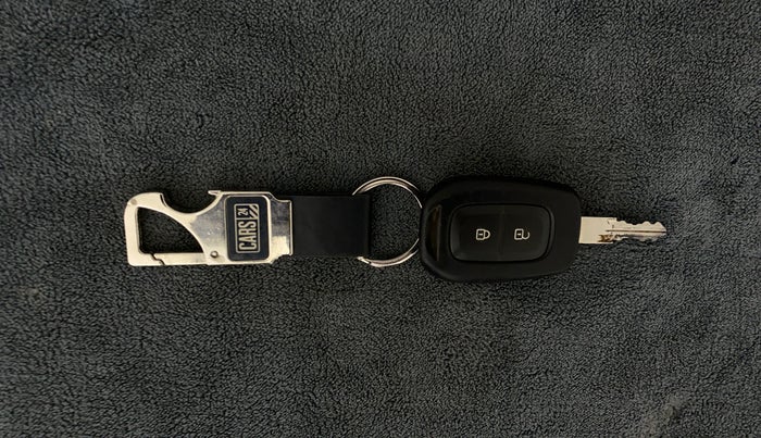 2018 Renault Duster RXS CVT, Petrol, Automatic, 52,432 km, Key Close Up