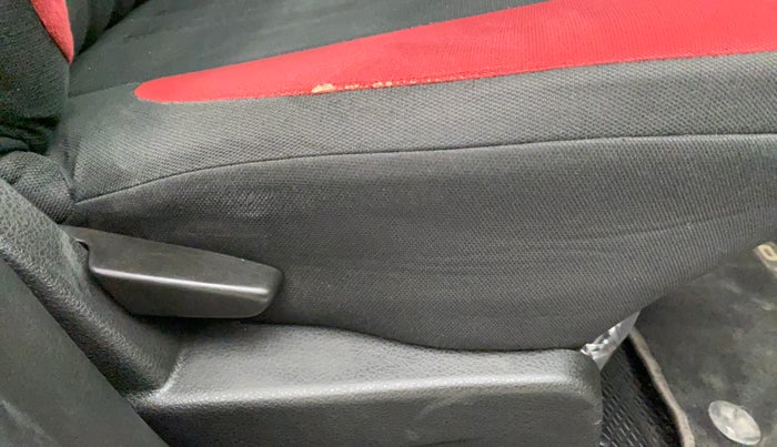 2018 Renault Duster RXS CVT, Petrol, Automatic, 52,432 km, Driver Side Adjustment Panel