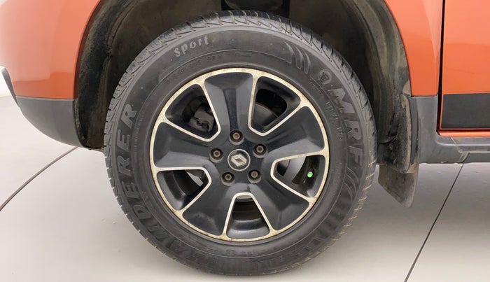 2018 Renault Duster RXS CVT, Petrol, Automatic, 52,432 km, Left Front Wheel