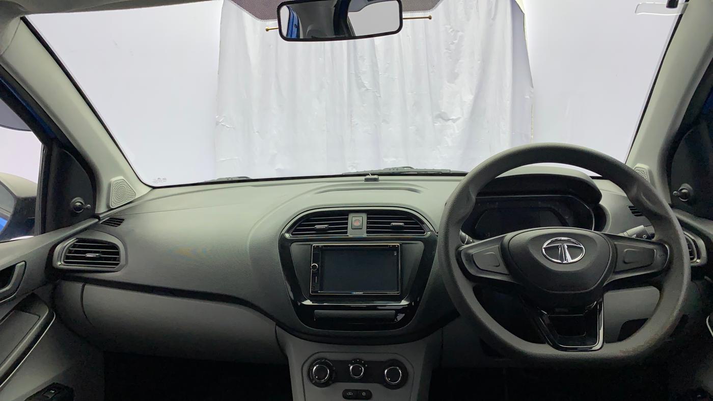 2020 Tata Tiago XE PETROL, Petrol, Manual, 31,323 km, Dashboard