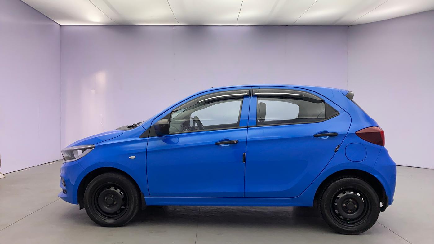 2020 Tata Tiago XE PETROL, Petrol, Manual, 31,323 km, Left Side