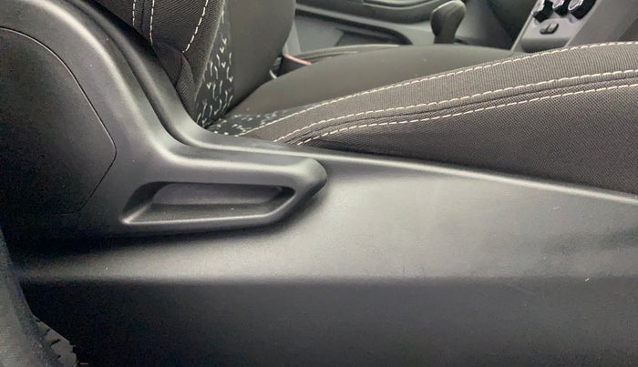 2020 Tata Tiago XE PETROL, Petrol, Manual, 31,323 km, Driver Side Adjustment Panel