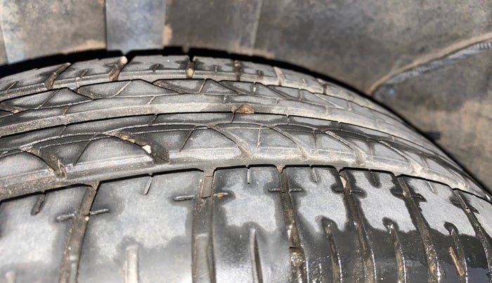 2020 Tata Tiago XE PETROL, Petrol, Manual, 31,323 km, Right Rear Tyre Tread