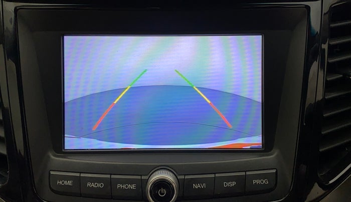 2019 Mahindra XUV300 W8 (O) 1.5 DIESEL, Diesel, Manual, 64,772 km, Parking Camera