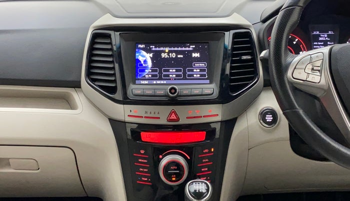 2019 Mahindra XUV300 W8 (O) 1.5 DIESEL, Diesel, Manual, 64,772 km, Air Conditioner
