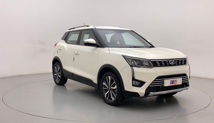 2019 Mahindra XUV300 W8 (O) 1.5 DIESEL, Diesel, Manual, 64,772 km, Right Front Diagonal