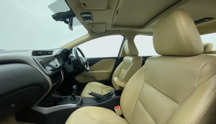 2017 Honda City 1.5L I-DTEC ZX, Diesel, Manual, 1,07,648 km, Right Side Front Door Cabin