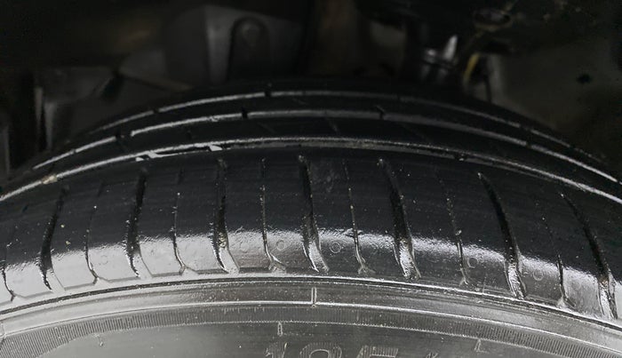 2017 Honda City 1.5L I-DTEC ZX, Diesel, Manual, 1,07,648 km, Left Front Tyre Tread