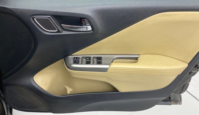 2017 Honda City 1.5L I-DTEC ZX, Diesel, Manual, 1,07,648 km, Driver Side Door Panels Control