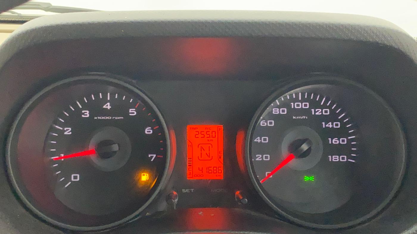 2015 Mahindra TUV300 T6 PLUS AMT, Diesel, Automatic, 42,086 km, Odometer Image