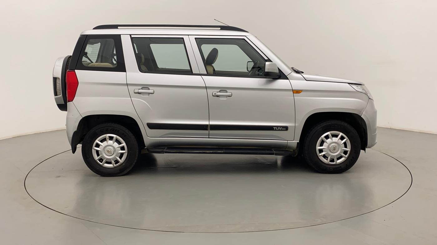 2015 Mahindra TUV300 T6 PLUS AMT, Diesel, Automatic, 42,086 km, Right Side View