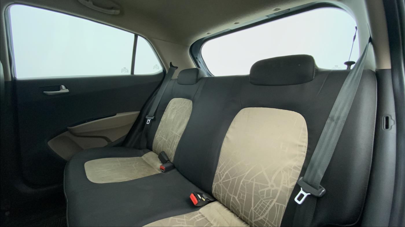 2014 Hyundai Grand i10 SPORTZ 1.2 KAPPA VTVT, Petrol, Manual, 66,628 km, Right Side Rear Door Cabin