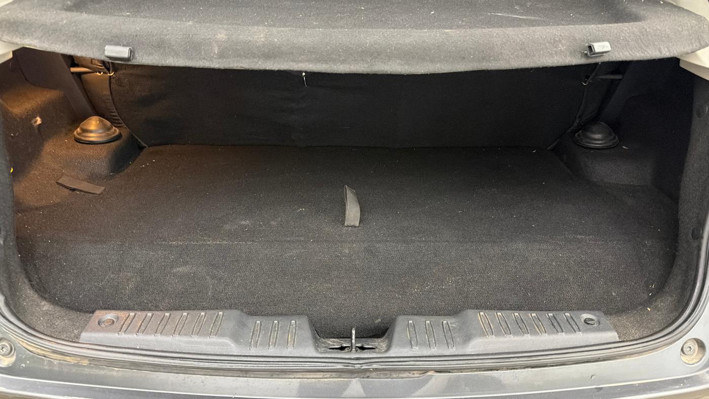 2023 Tata ALTROZ XZ CNG, CNG, Manual, 39,709 km, Boot Inside