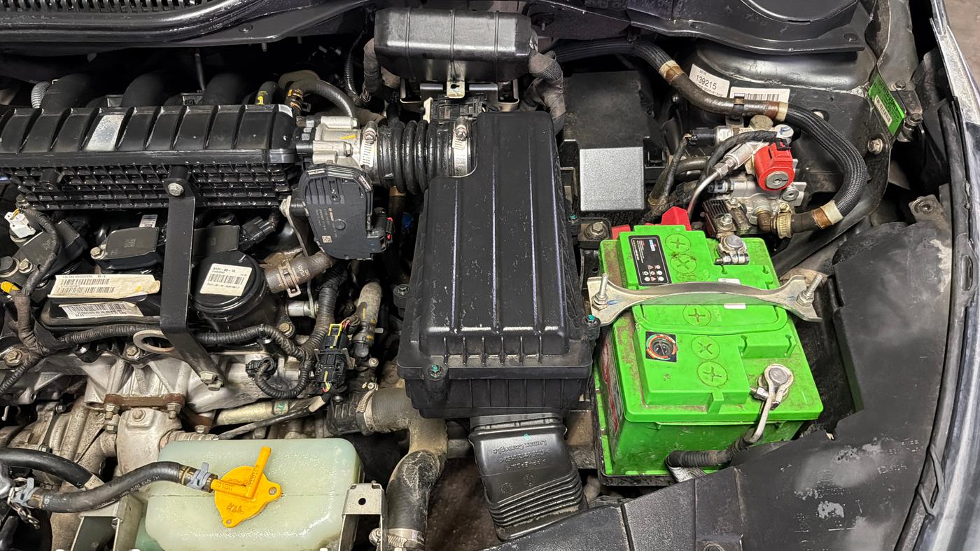 2023 Tata ALTROZ XZ CNG, CNG, Manual, 39,709 km, Engine View - Left