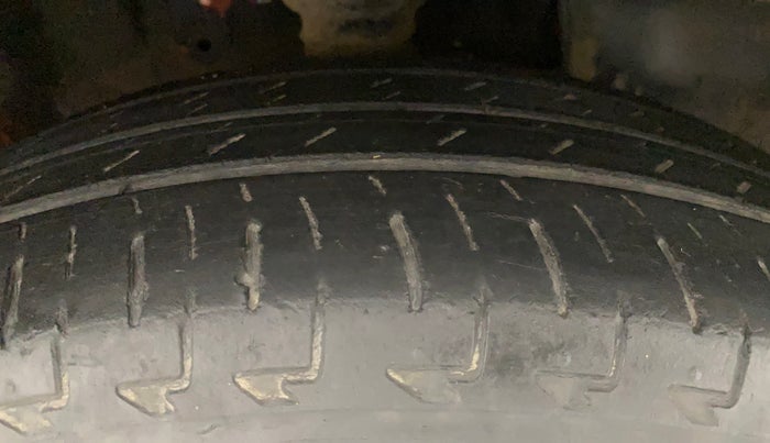 2018 Maruti IGNIS ALPHA 1.2 AMT DUAL TONE, Petrol, Automatic, 77,285 km, Right Front Tyre Tread