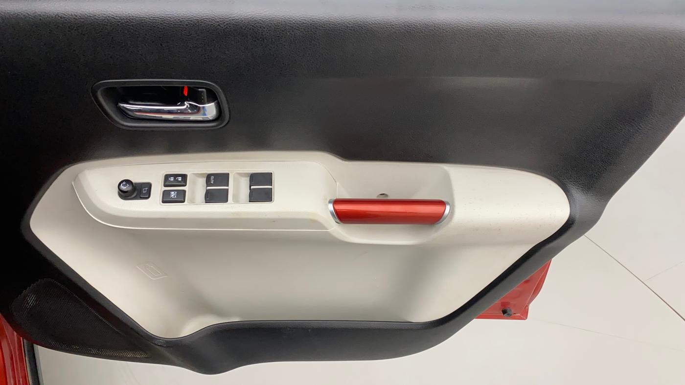 2018 Maruti IGNIS ALPHA 1.2 AMT DUAL TONE, Petrol, Automatic, 77,285 km, Driver Side Door Panels Control
