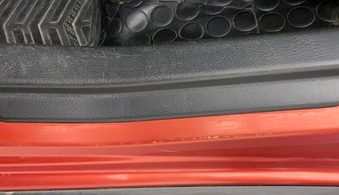 2018 Maruti IGNIS ALPHA 1.2 AMT DUAL TONE, Petrol, Automatic, 77,285 km, Left running board - Minor scratches