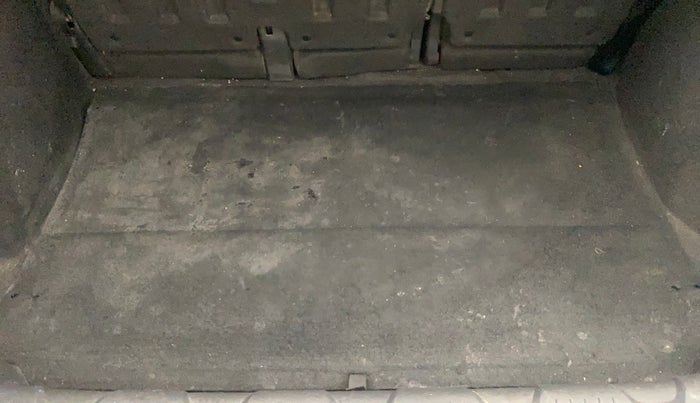 2014 Ford Ecosport TITANIUM 1.0L ECOBOOST, Petrol, Manual, 82,073 km, Boot Inside