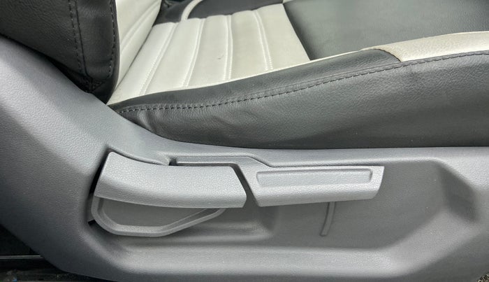 2020 Hyundai AURA SX (O) MT, Petrol, Manual, 9,496 km, Driver Side Adjustment Panel