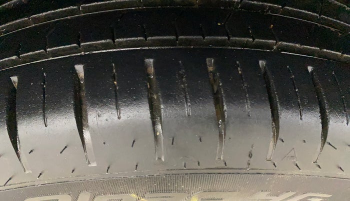 2022 Maruti Baleno ALPHA 1.2 AGS, Petrol, Automatic, 11,050 km, Right Rear Tyre Tread