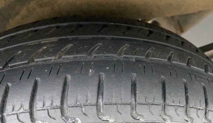 2018 Maruti Wagon R 1.0 VXI AMT, Petrol, Automatic, 16,686 km, Right Rear Tyre Tread