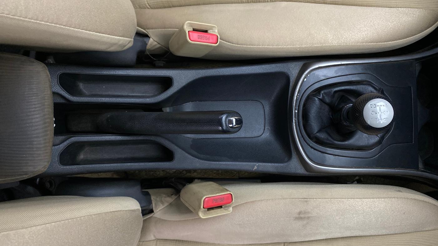 2014 Honda City 1.5L I-VTEC V MT, Petrol, Manual, 88,173 km, Gear Lever