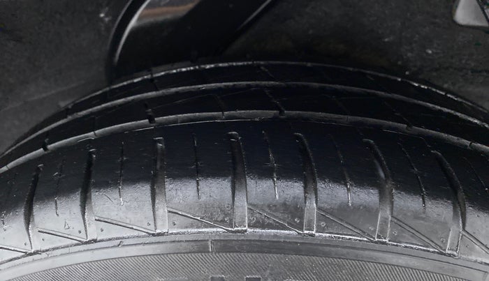 2012 Hyundai i20 MAGNA O 1.2, Petrol, Manual, 78,965 km, Left Rear Tyre Tread