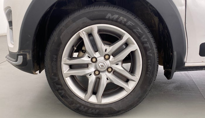 2020 Renault TRIBER RXZ AT, Petrol, Automatic, 13,293 km, Left Front Wheel