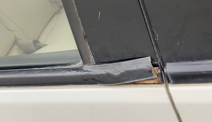 2015 Honda City 1.5L I-VTEC VX, Petrol, Manual, 51,947 km, Right rear door - Weather strip has minor damage