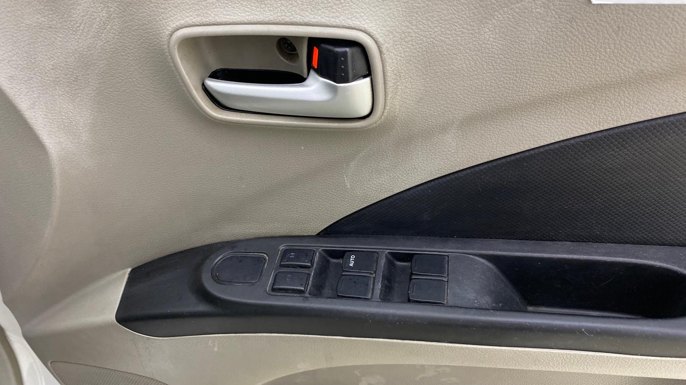 2015 Maruti Celerio VXI AMT, Petrol, Automatic, 92,589 km, Driver Side Door Panels Control