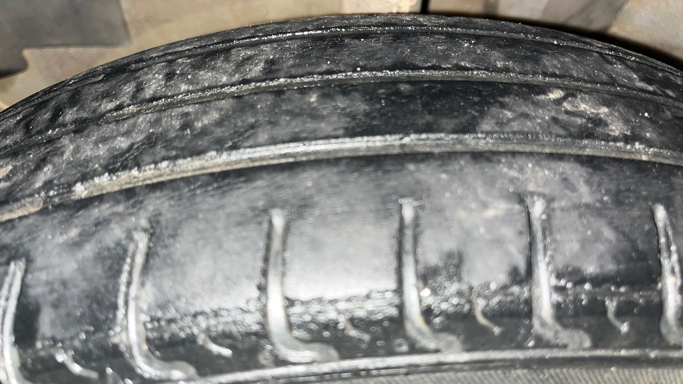 2018 Renault Kwid RXL, Petrol, Manual, 78,558 km, Left Front Tyre Tread