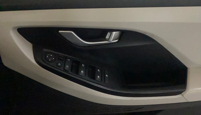 2021 Hyundai Creta SX 1.5 PETROL, Petrol, Manual, 59,854 km, Driver Side Door Panels Control