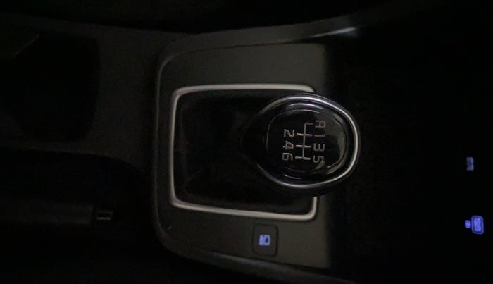 2021 Hyundai Creta SX 1.5 PETROL, Petrol, Manual, 59,854 km, Gear Lever