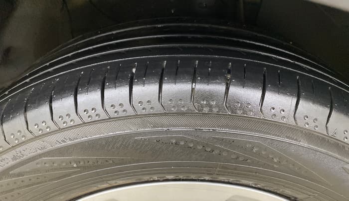 2021 KIA SONET HTX 1.5, Diesel, Manual, 26,770 km, Right Front Tyre Tread