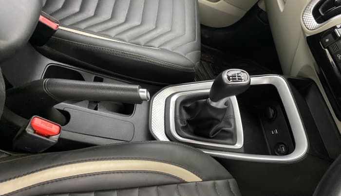 2021 KIA SONET HTX 1.5, Diesel, Manual, 26,770 km, Gear Lever