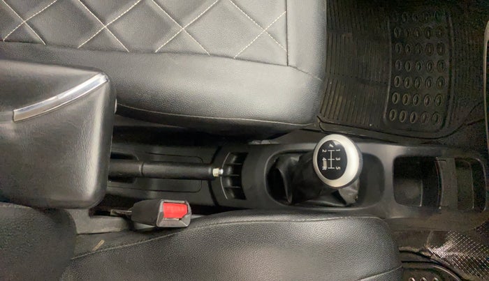 2015 Maruti Wagon R 1.0 VXI, Petrol, Manual, 48,478 km, Gear Lever