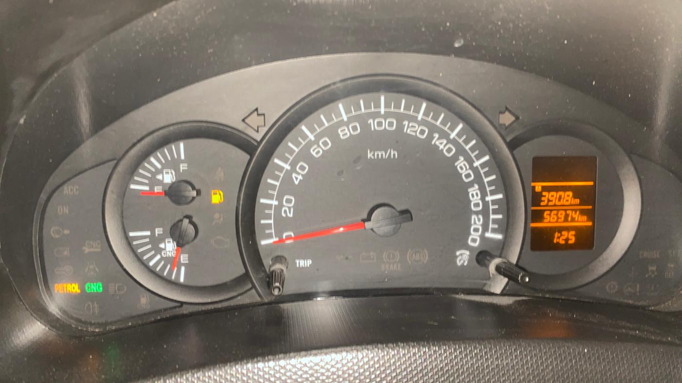 2021 Maruti Swift Dzire TOUR S-CNG, CNG, Manual, 57,071 km, Odometer Image