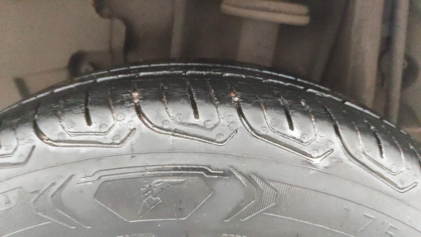 2023 Tata TIGOR XZ PLUS CNG, CNG, Manual, 44,033 km, Left Rear Tyre Tread
