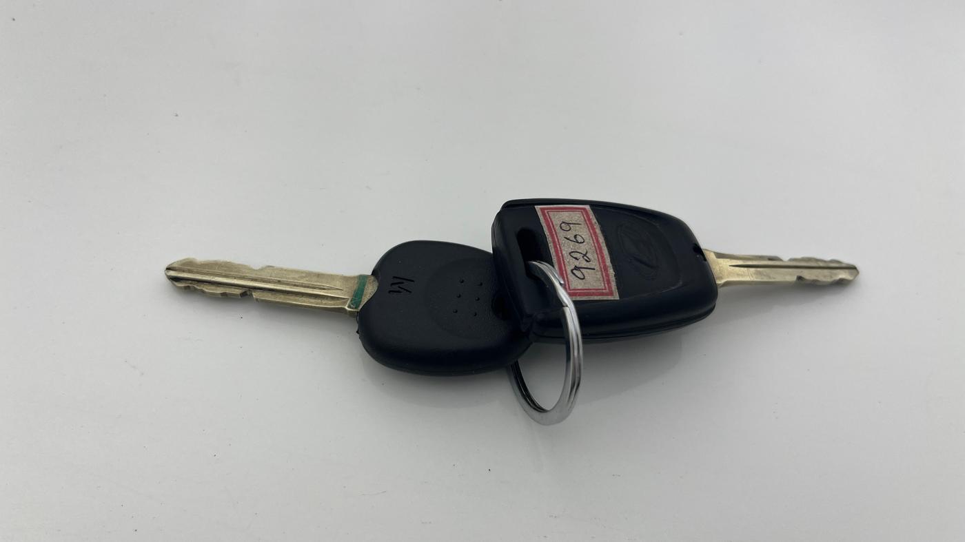 2019 Hyundai Grand i10 SPORTZ AT 1.2 KAPPA VTVT, Petrol, Automatic, 63,032 km, Key Close Up