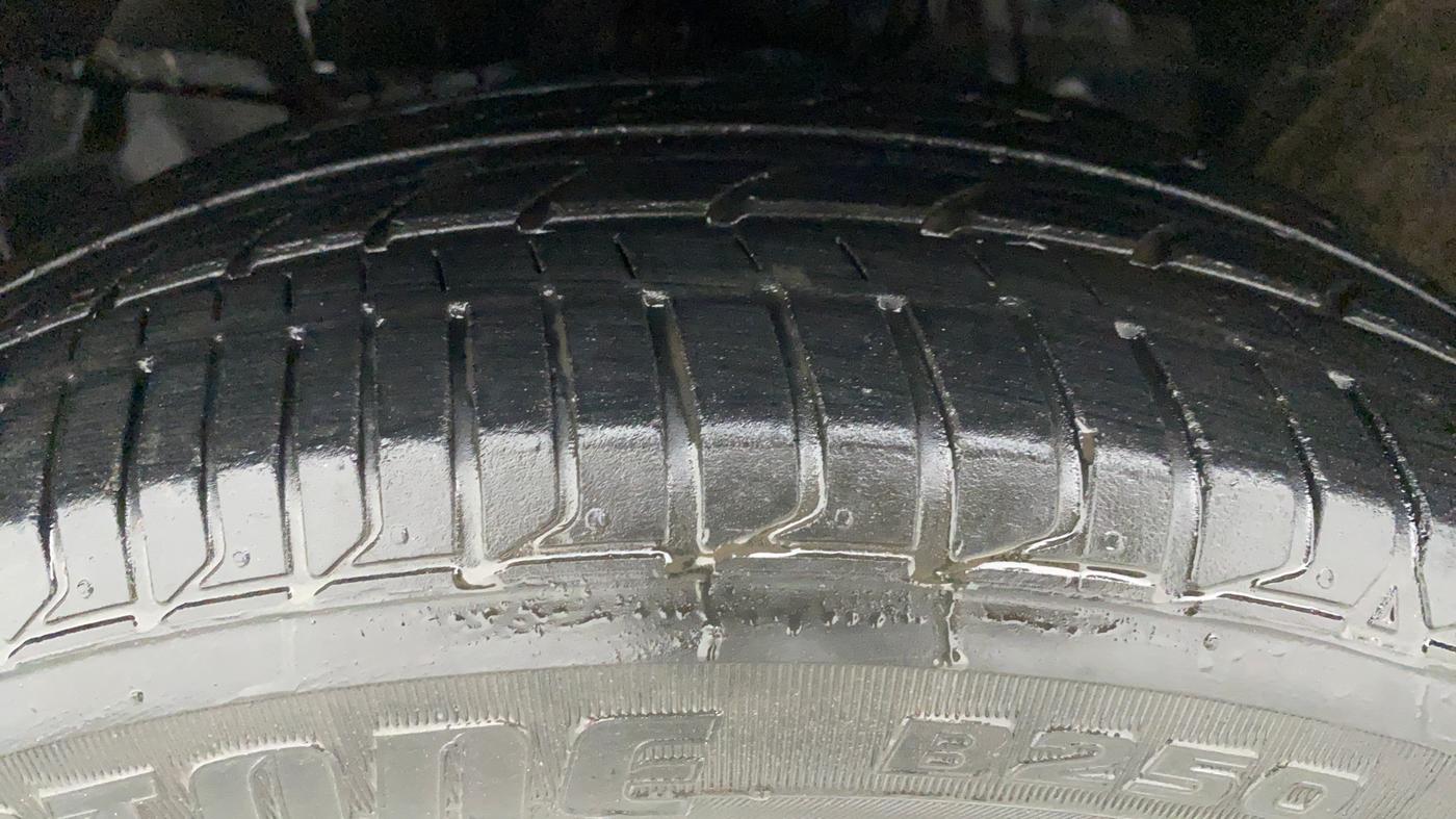 2015 Honda City VX CVT PETROL, Petrol, Automatic, 40,239 km, Left Front Tyre Tread