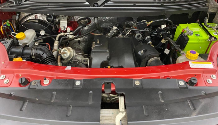 2018 Mahindra TUV300 T10, Diesel, Manual, 38,677 km, Open Bonet