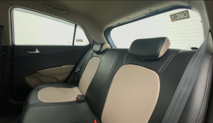 2016 Hyundai Grand i10 ASTA 1.2 KAPPA VTVT, Petrol, Manual, 74,476 km, Right Side Rear Door Cabin